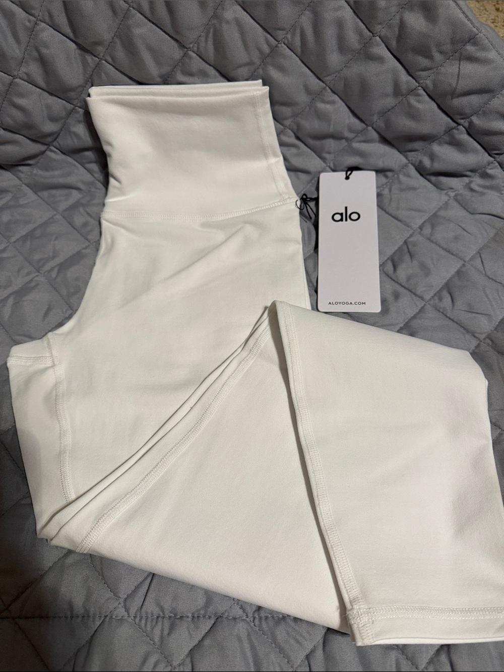 ALO Yoga White 7/8 High-Waist Airbrush Leggings